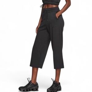 Nike Premium Tonal Cropped Wide Leg Sweatpants in black